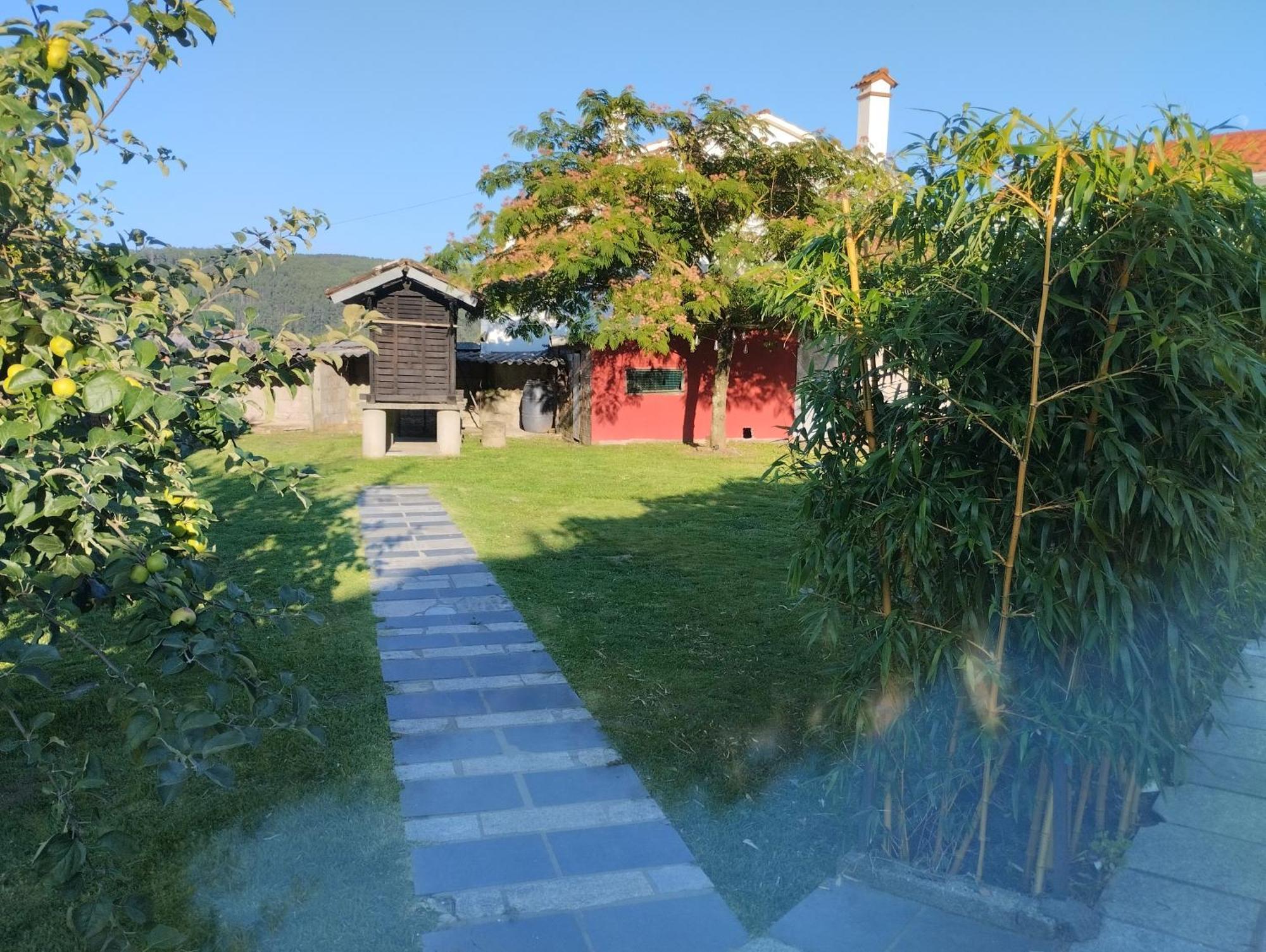 Casa De Valeria Villa Tomino Exterior photo